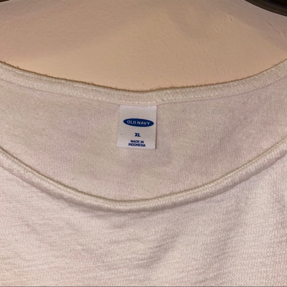 Old Navy tee - Picture 2 of 4
